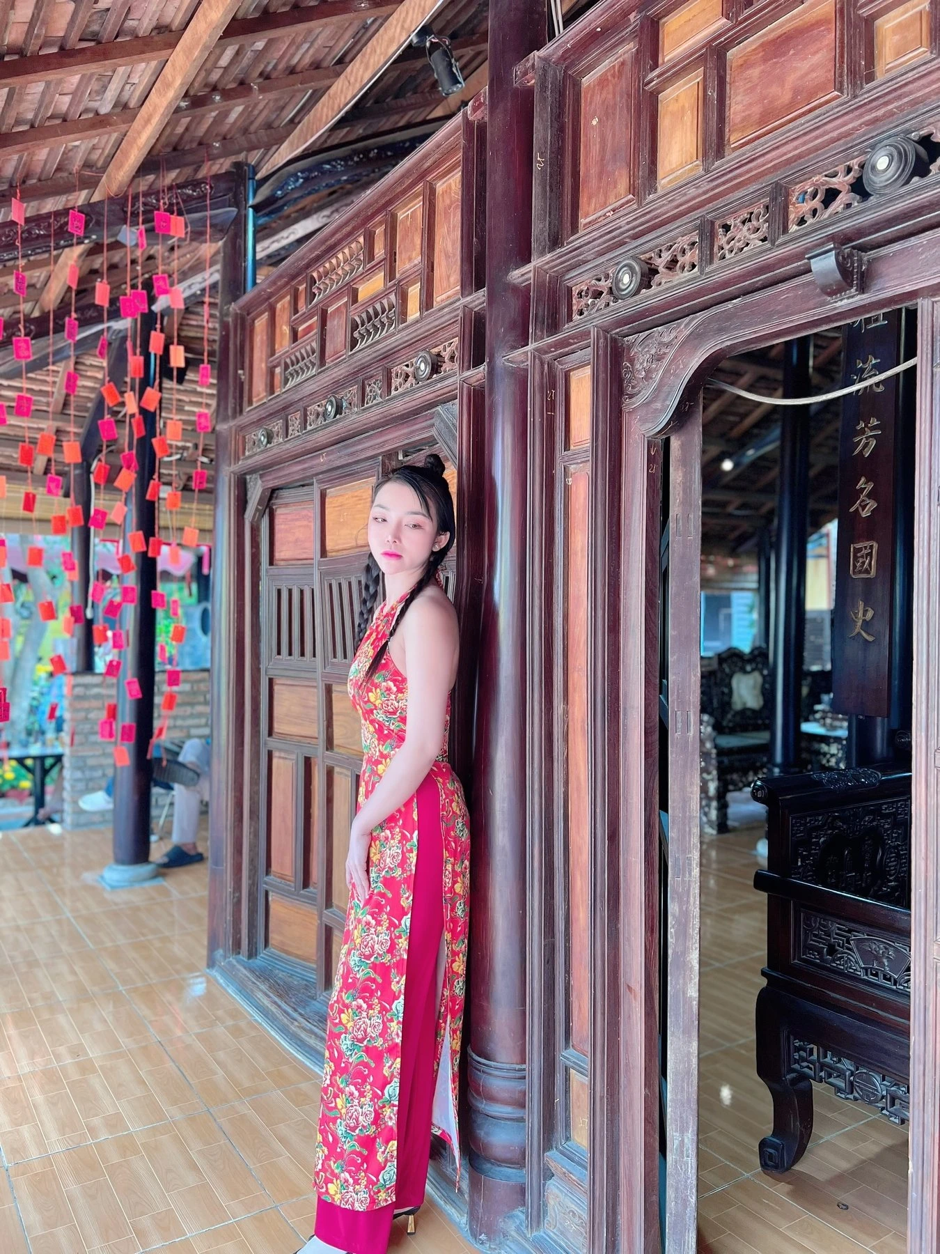 Lysa – Vietnamese escort in Ho Chi Minh City — 3 / 6