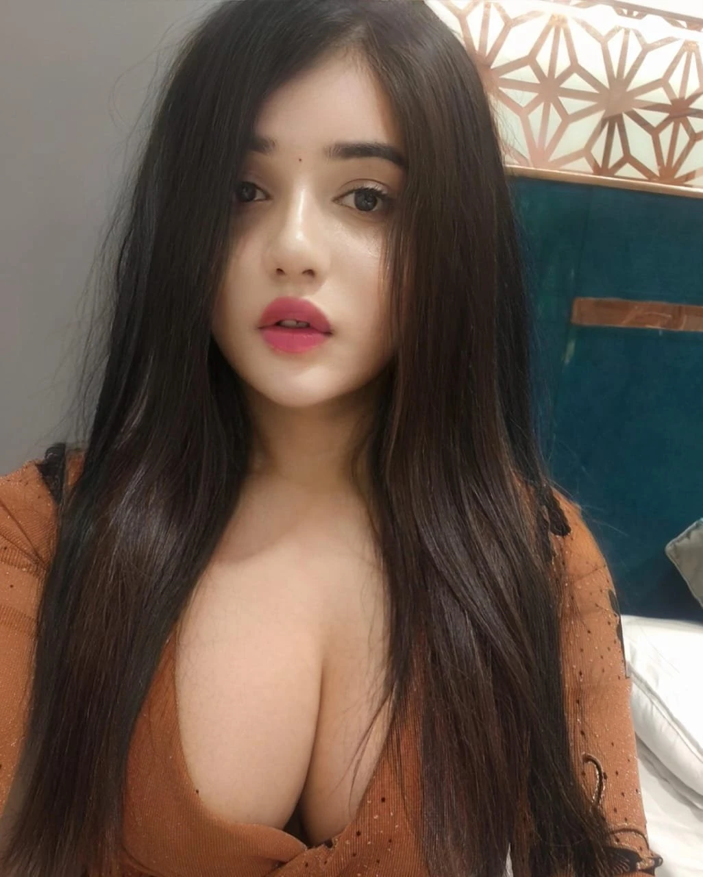 Niharika telugu independent madhapur – Indian escort in Hyderabad — 5 / 10