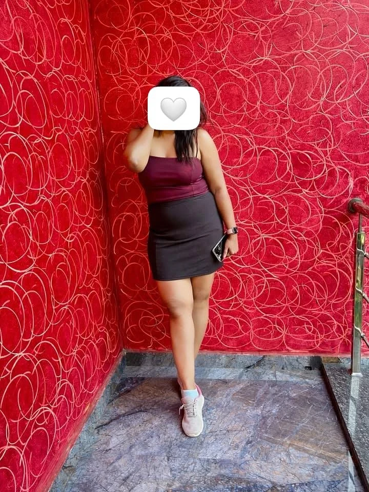 Cam Service and Full Service Pramudi – Sri Lankan escort in Colombo — 2 / 4