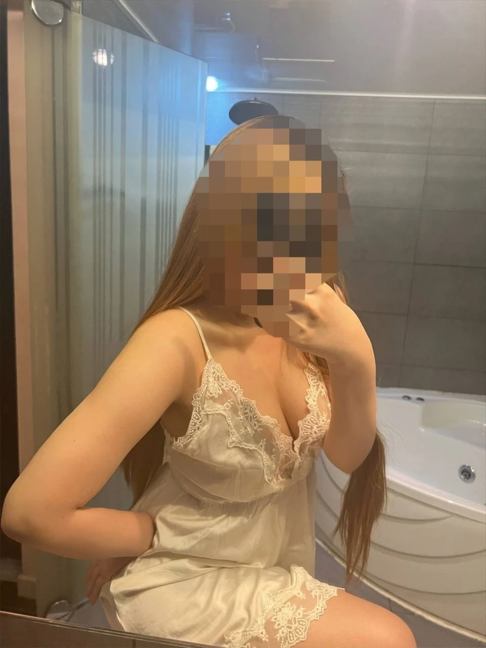Korean Independent Layoung 22yo – South Korean escort in Seoul — 2 / 5