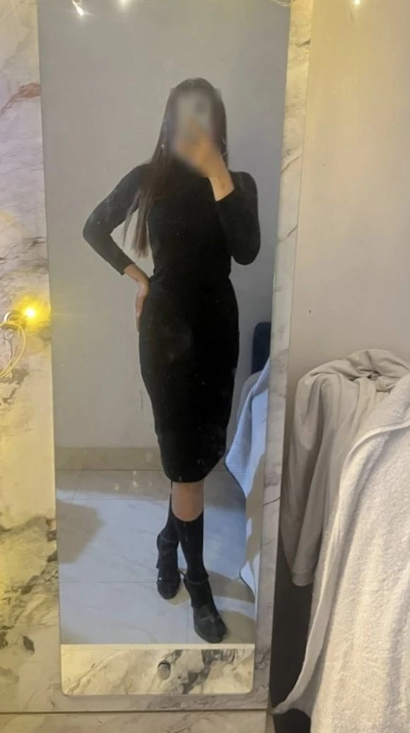 MIA🥂 – dominatrix in Mumbai — 3 / 13