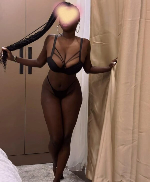 Nikita – Malian escort in Casablanca — 3 / 5
