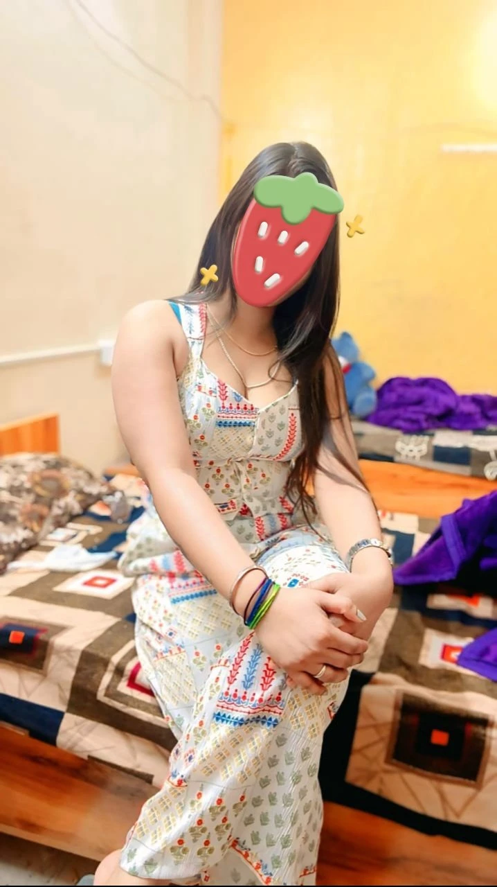 Graceful & Independent Genuine Escort Ser – Indian masseuse in Pune — 1 / 3