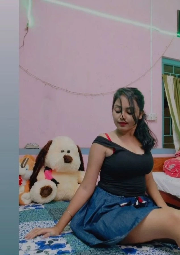Tripti – Indian escort in Thiruvananthapuram — 2 / 3