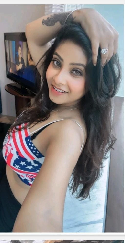 Roma Pandey Escorts Service – Indian escort in RIshikesh — 4 / 8