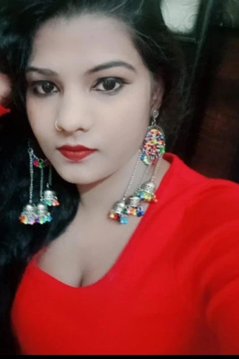 Khushisharma192021 – Indian escort in Mumbai — 4 / 7