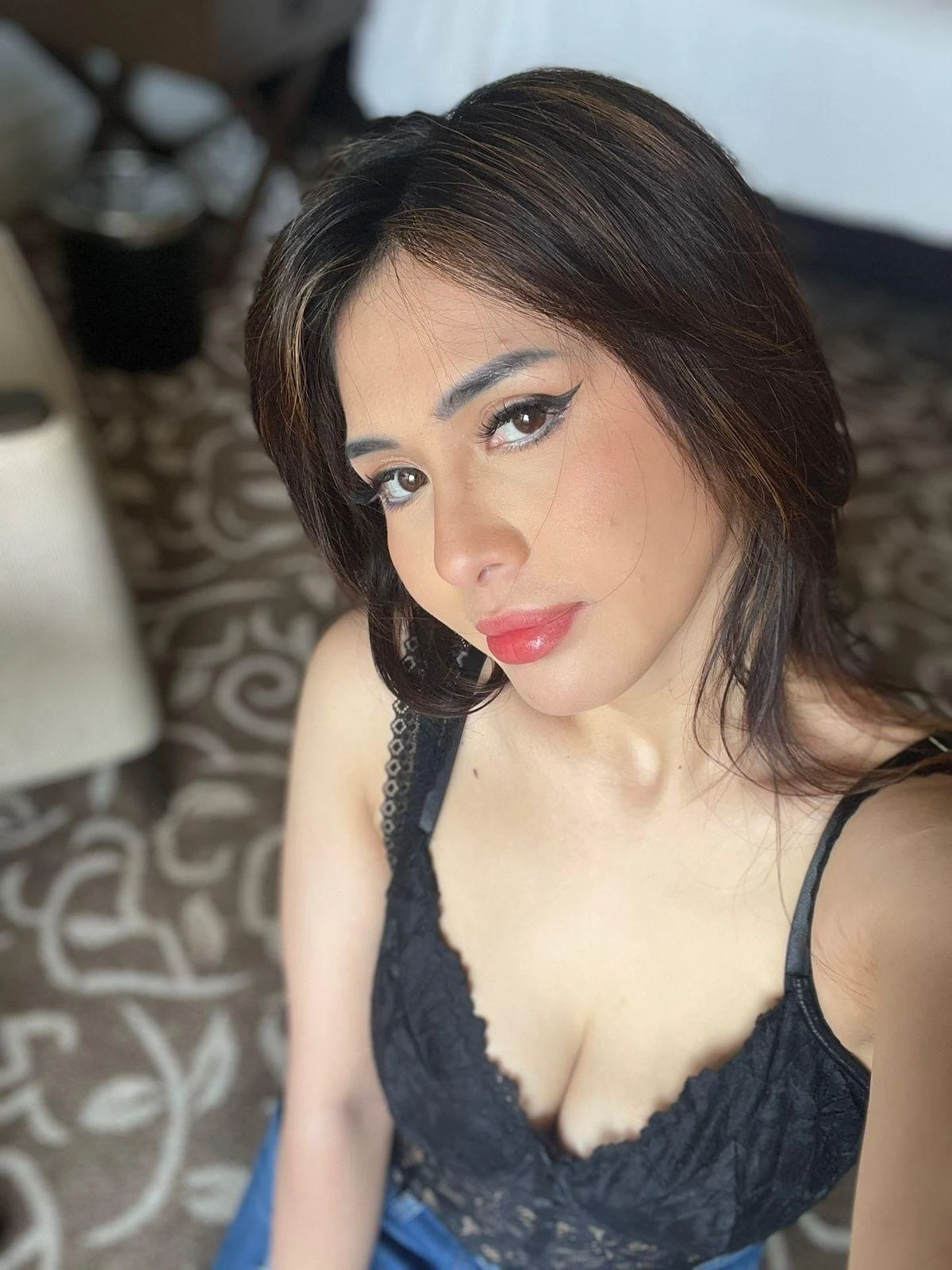 WiLD AngeL on Fire – Filipino escort in Hong Kong — 9 / 10