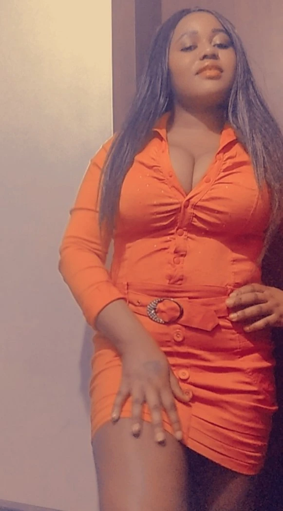 Nina – Cameroonian escort in Noida — 3 / 4