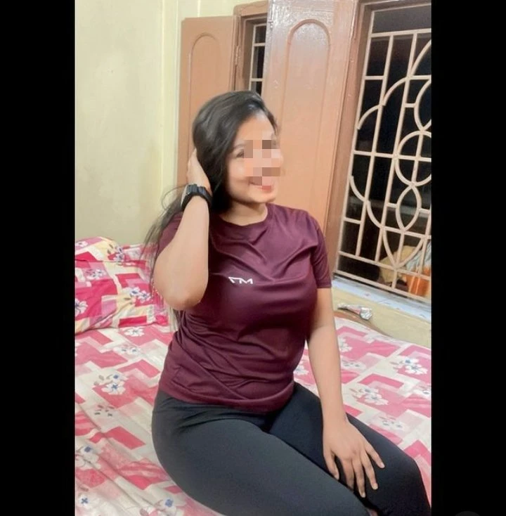 Tripti – Indian escort in Navi Mumbai — 2 / 3