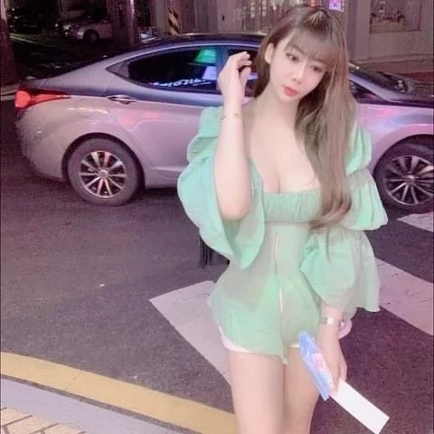 Sara – Thai escort in Seoul — 3 / 6