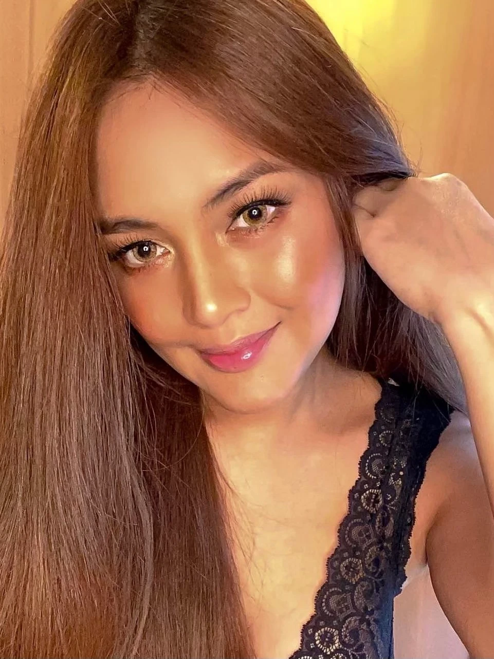 Athena (few days left) – Ecuadorean escort in New Delhi — 5 / 6