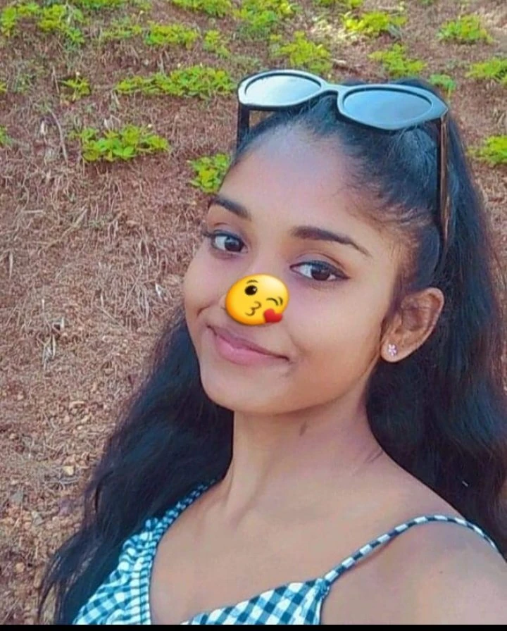 Kavi Web Cam – Sri Lankan escort in Colombo — 4 / 5