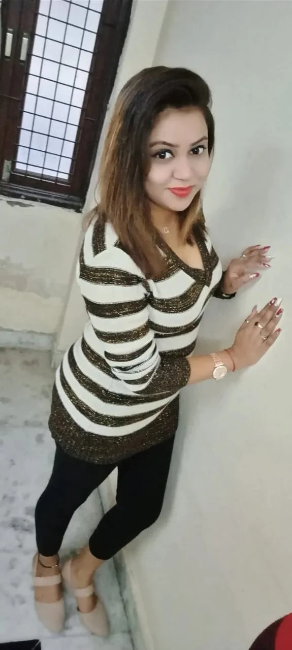 Vip Models Profile Hand to Hand Payment – Indian escort in Pune — 2 / 3