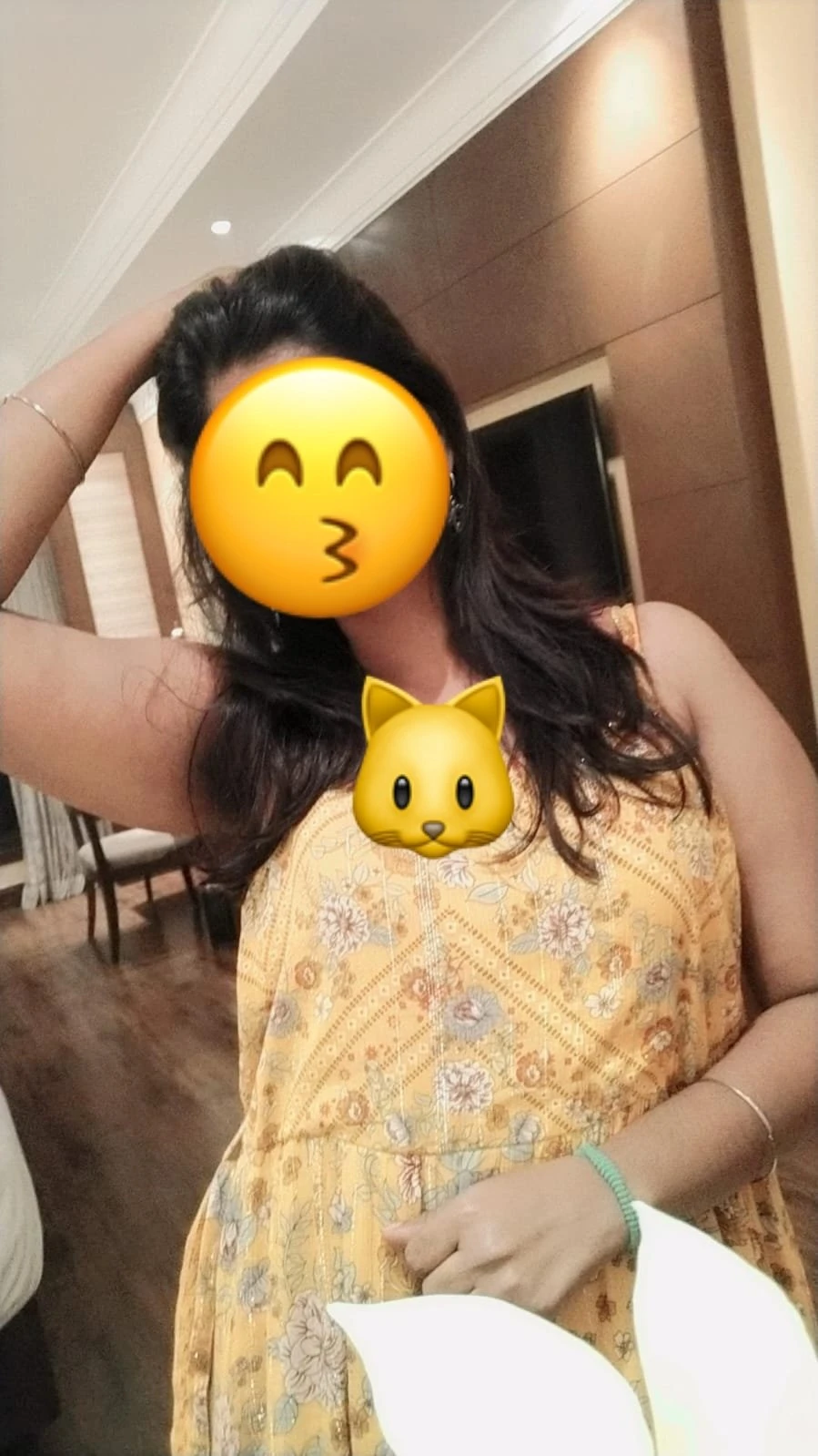 Preethi – Indian escort in Chennai — 3 / 6