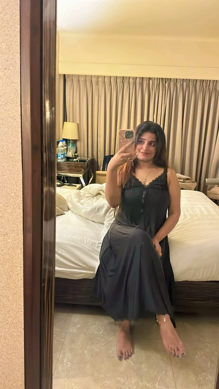 Independent Nishita – Indian escort in Mumbai — 2 / 6