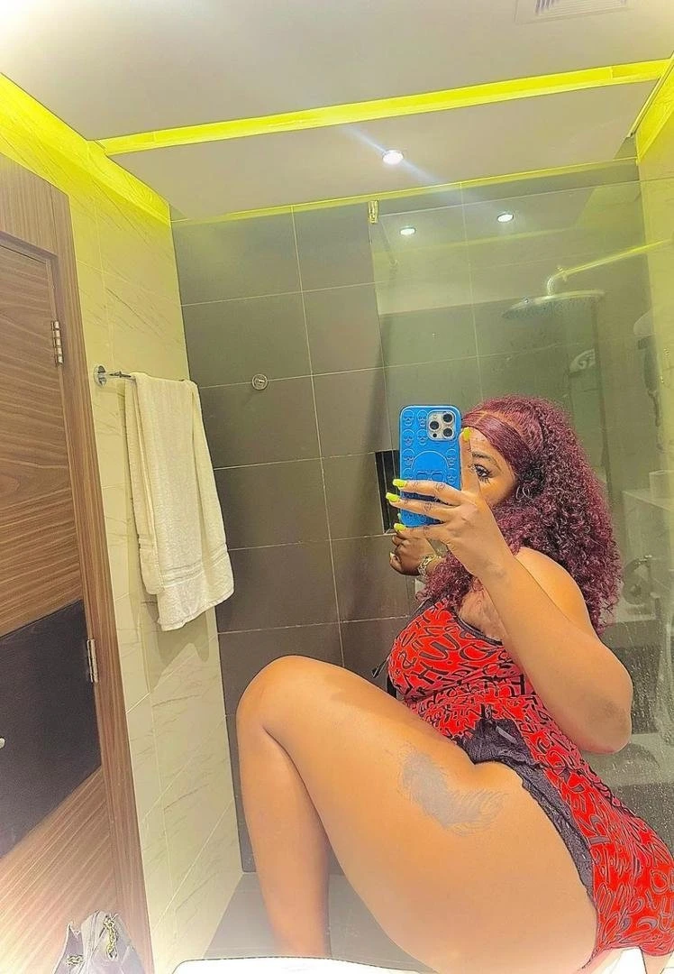 Winny – South African escort in Thiruvananthapuram — 7 / 9