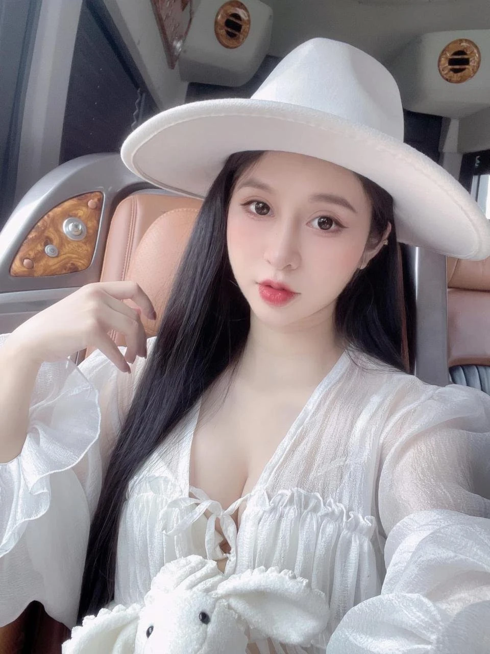 Nana – Vietnamese escort in Phu Quoc — 4 / 10