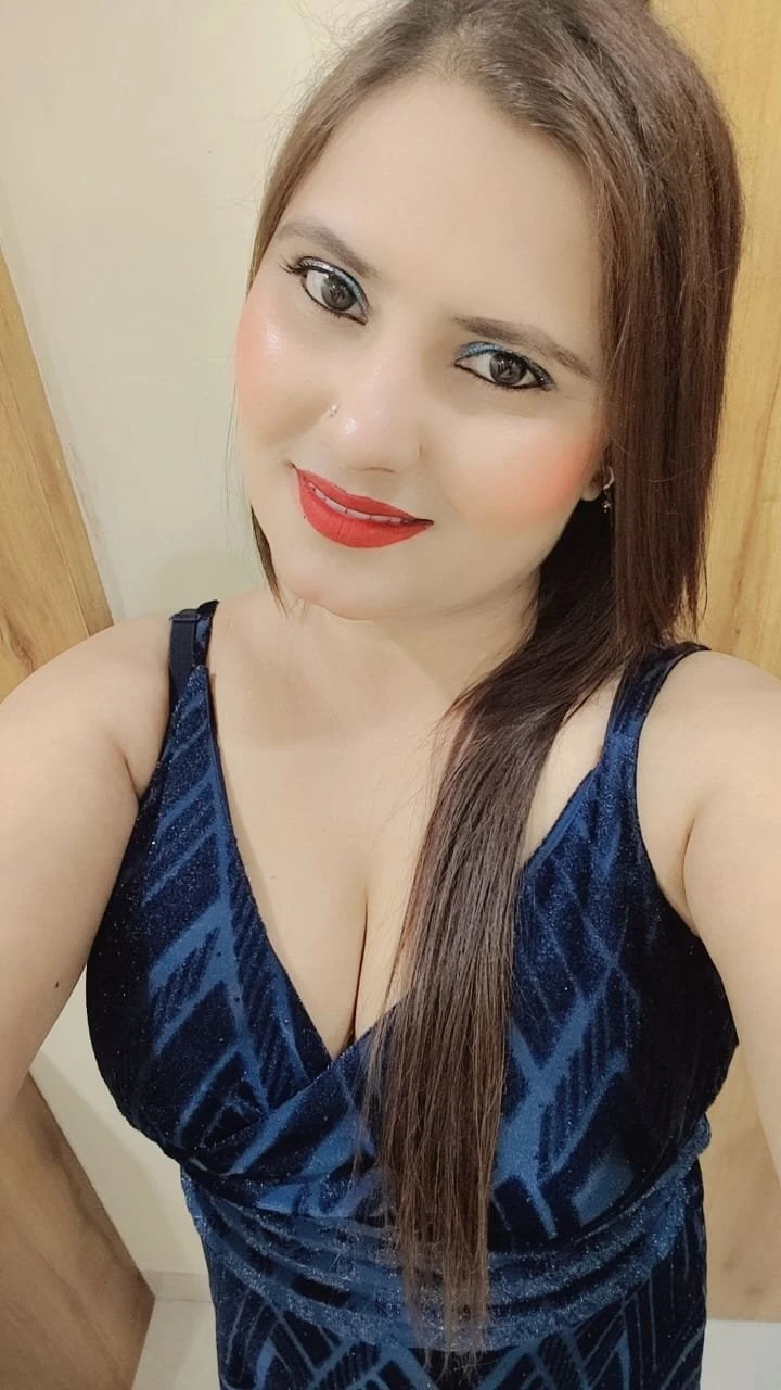 Monika REAL MEET PROFILE – Indian escort in Kolkata — 6 / 7