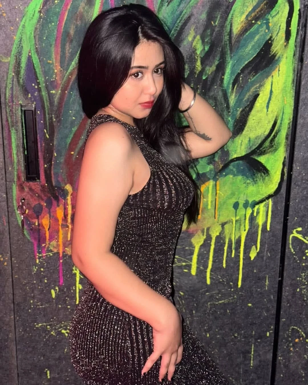 Ananya – Indian escort in Navi Mumbai — 2 / 3
