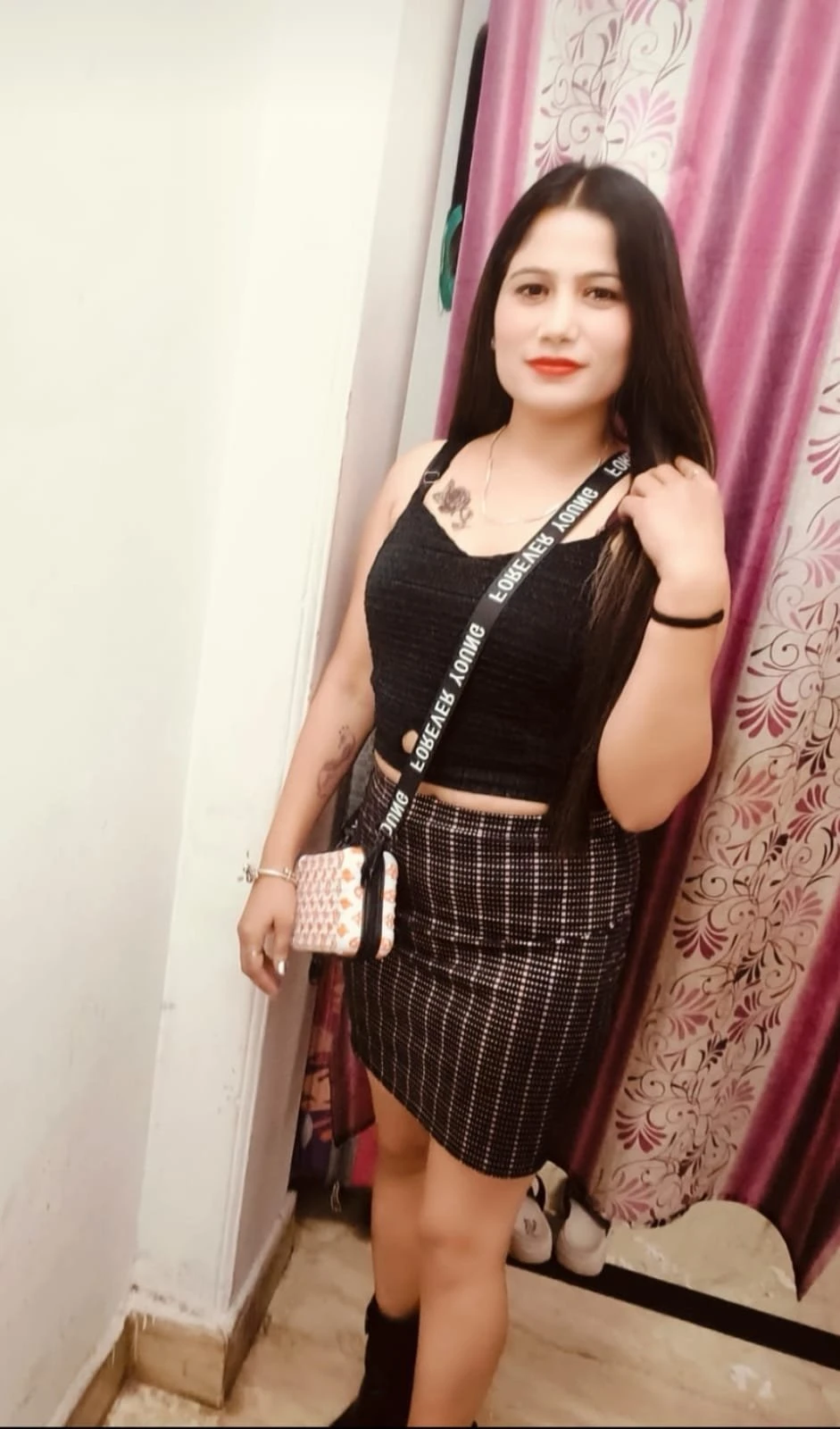 No Advance Direct Pay to the Girl in Han – Indian escort in New Delhi, Escort, New Delhi