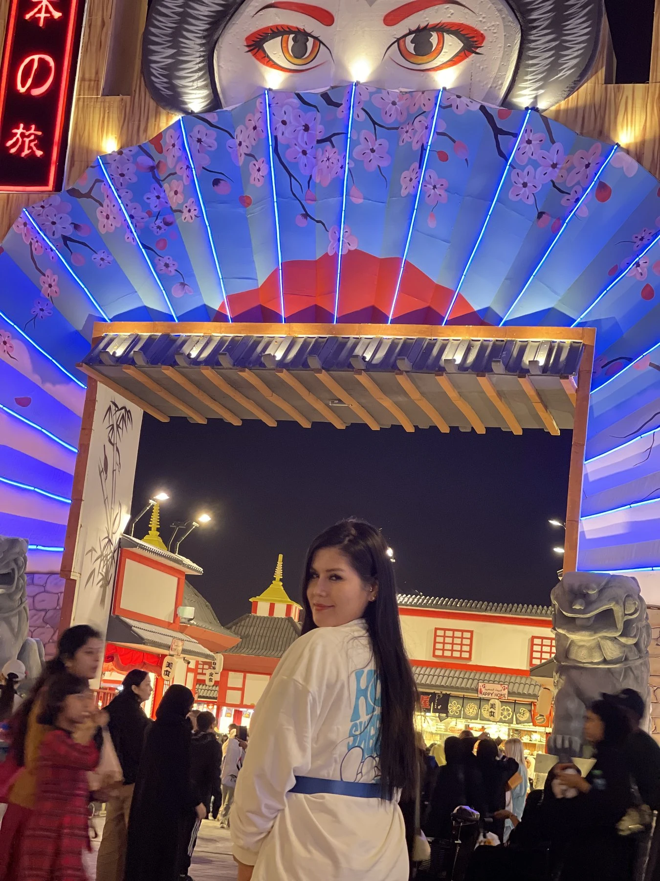 Unleashed the Bombshell – Spanish escort in Mumbai — 3 / 8