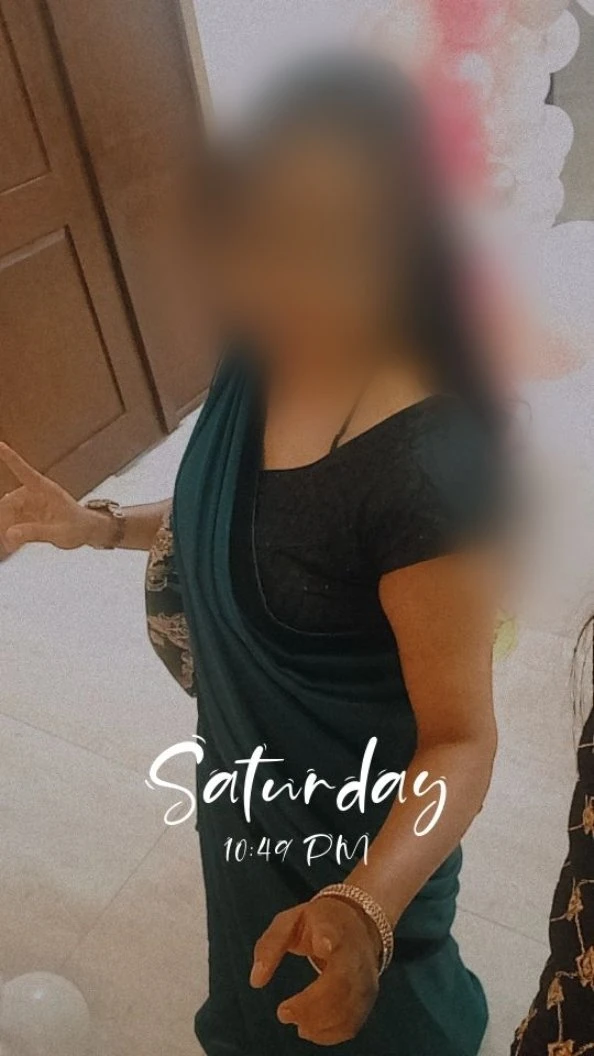 Shubhra married an independent – Indian escort in New Delhi — 5 / 6