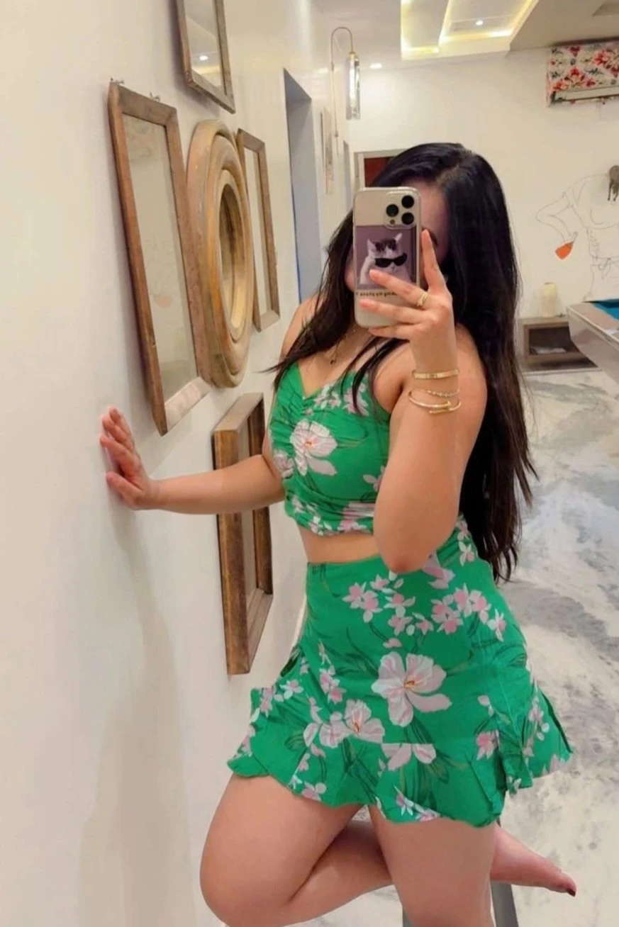 Jasmine – Indian escort in New Delhi — 3 / 4