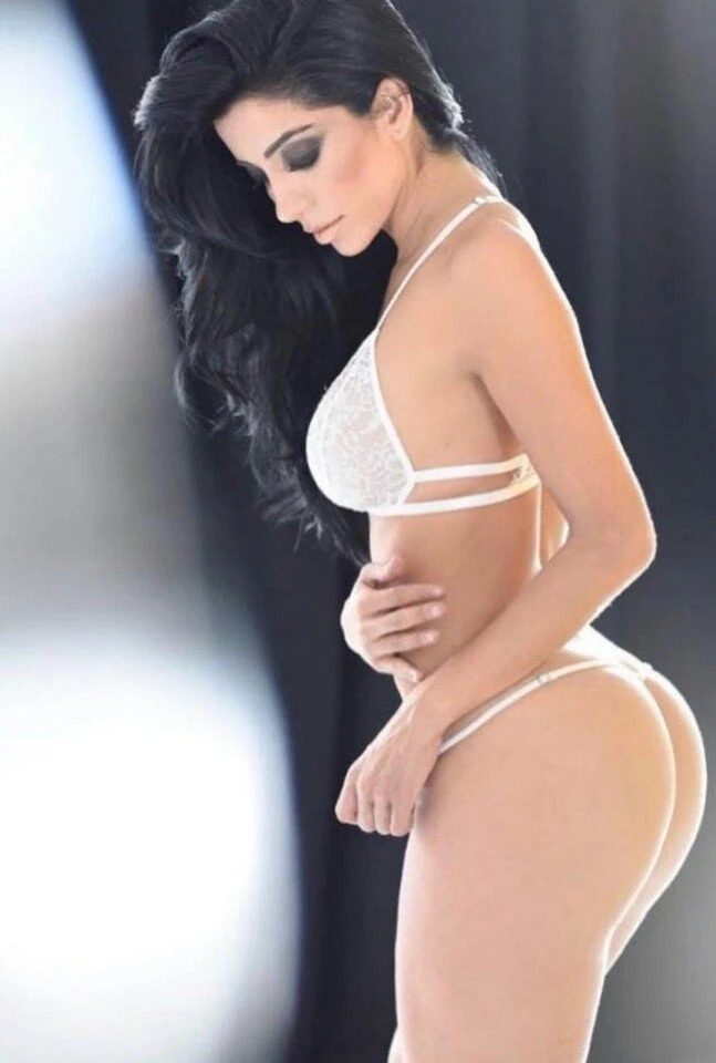 Hot Latin Girl Just Waiting For You – Colombian escort in Seoul — 2 / 7