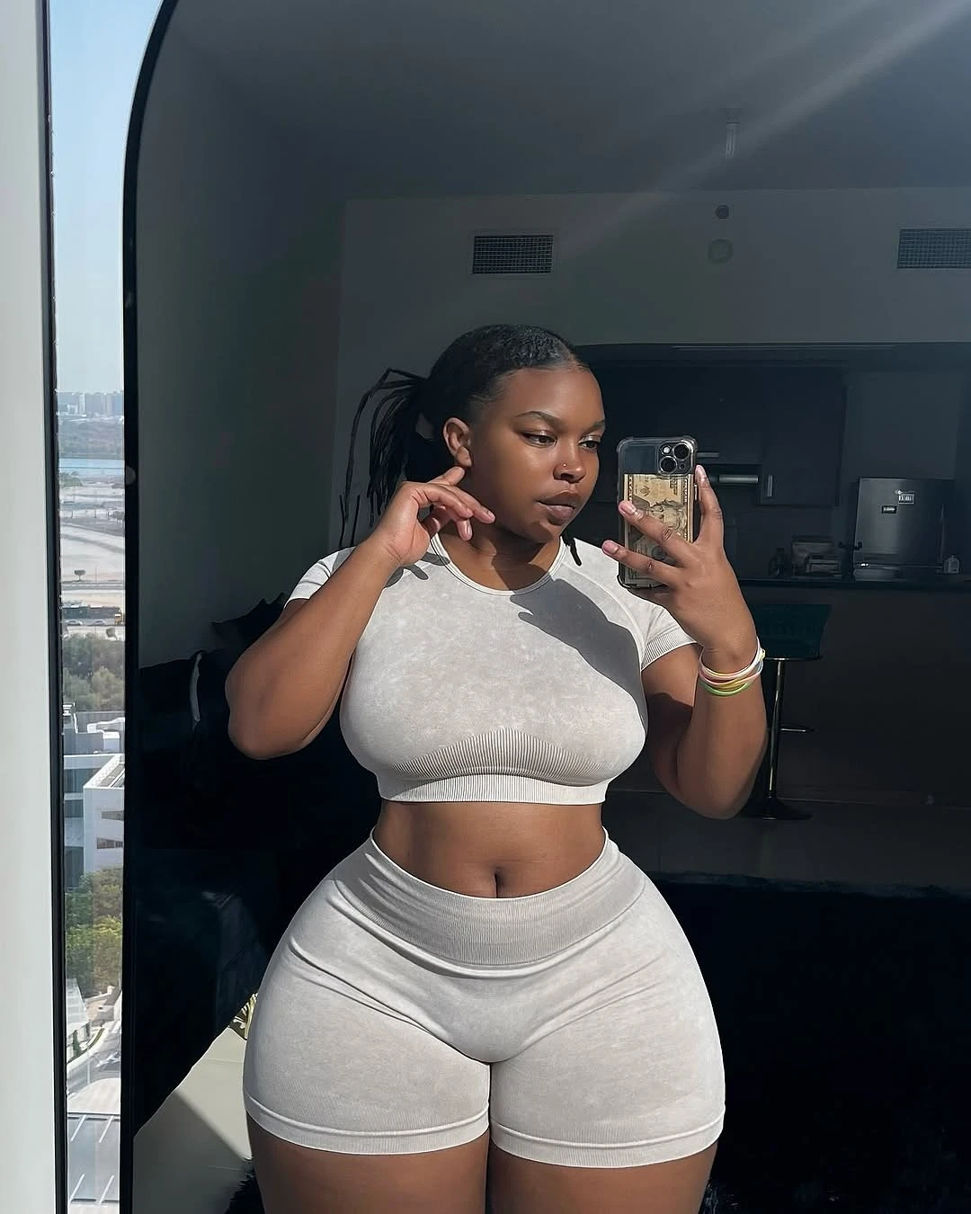 Shasha – Cuban escort in Erbil — 3 / 7