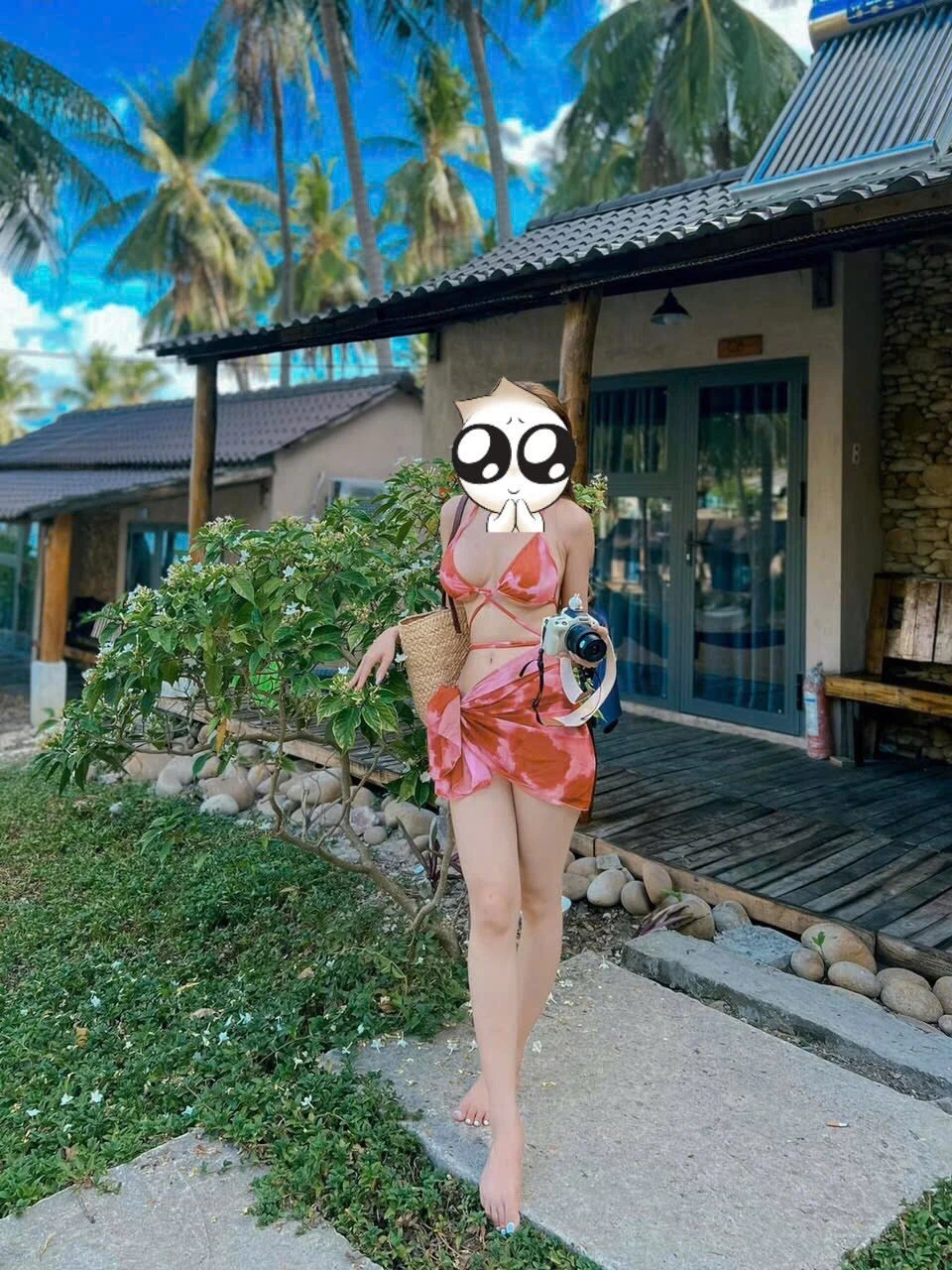 Ngoc Anh – Vietnamese escort in Hanoi — 4 / 6