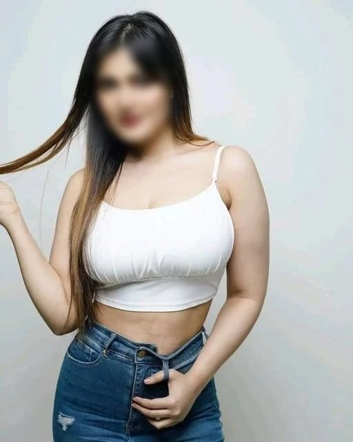 Beautifull Staff Luxury Spa Dombivali – Indian escort in Thane — 3 / 5