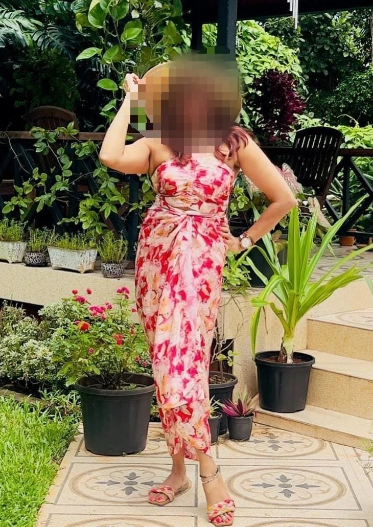 (Independent) Sexy Corporate Girl – escort in Kolkata — 2 / 9
