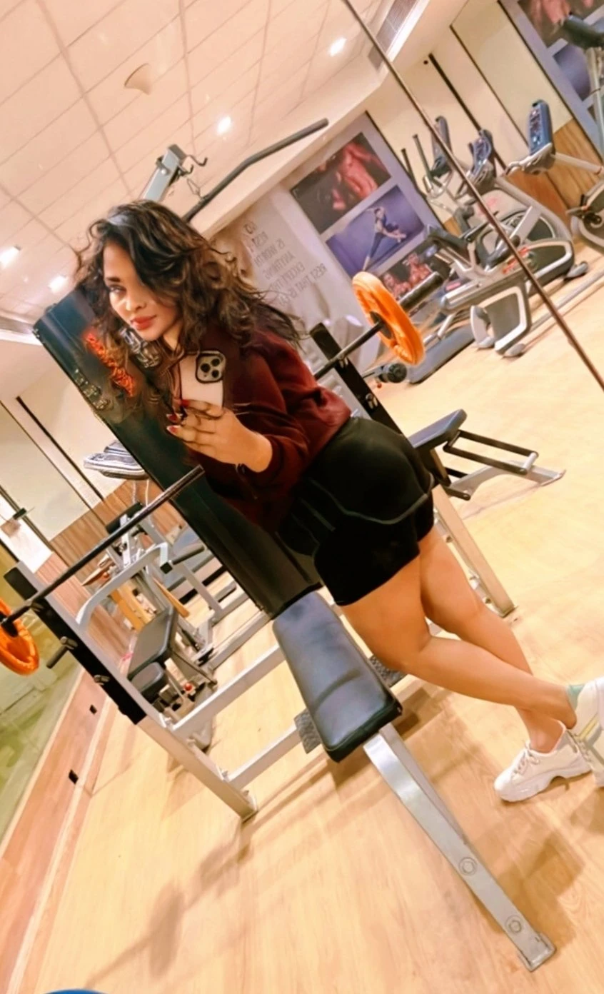 I am Mehak independe professional escort – Indian escort in Lucknow — 24 / 29