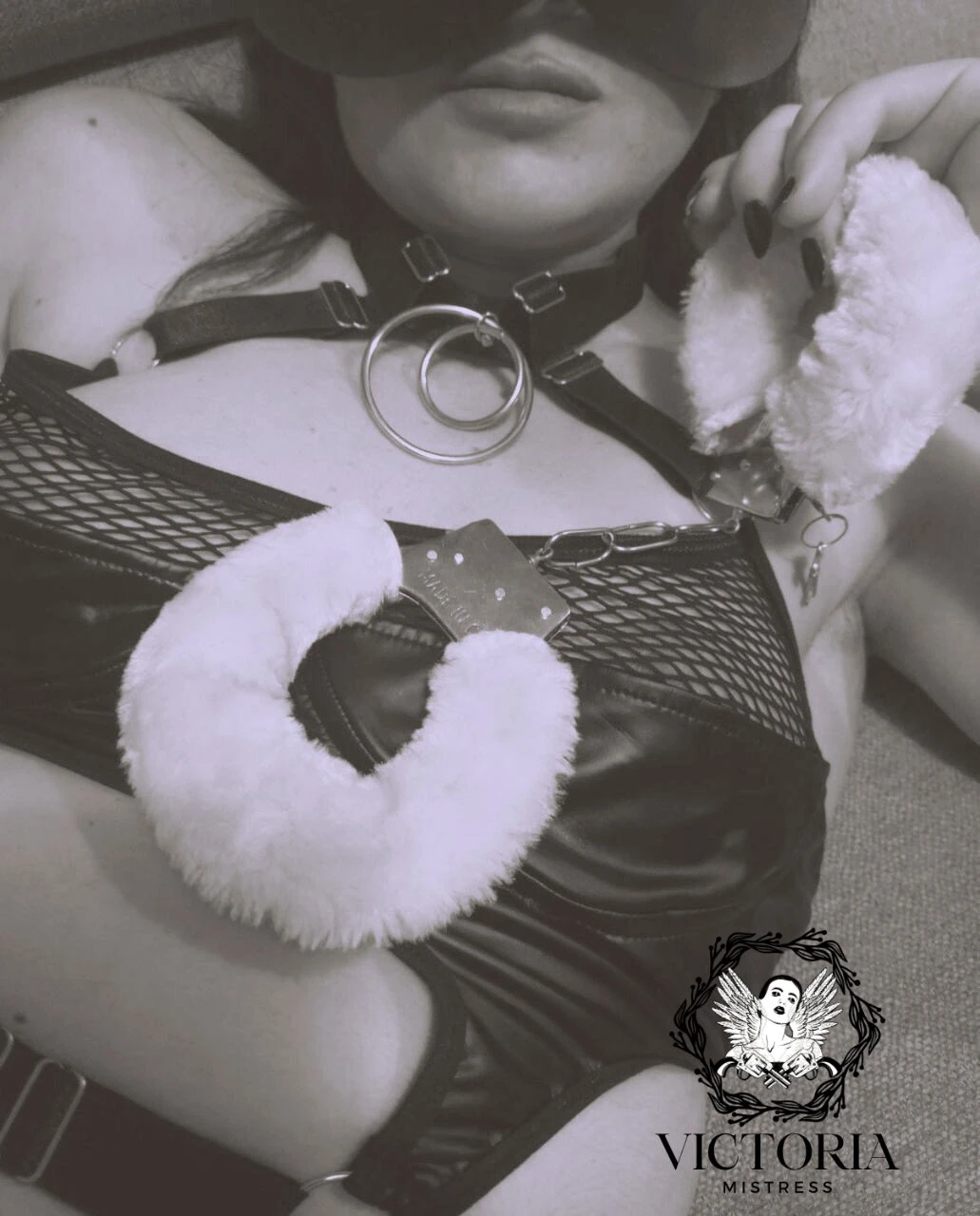 Lebanese Mistress Victoria-In Lebanon – Lebanese dominatrix in Beirut — 2 / 10