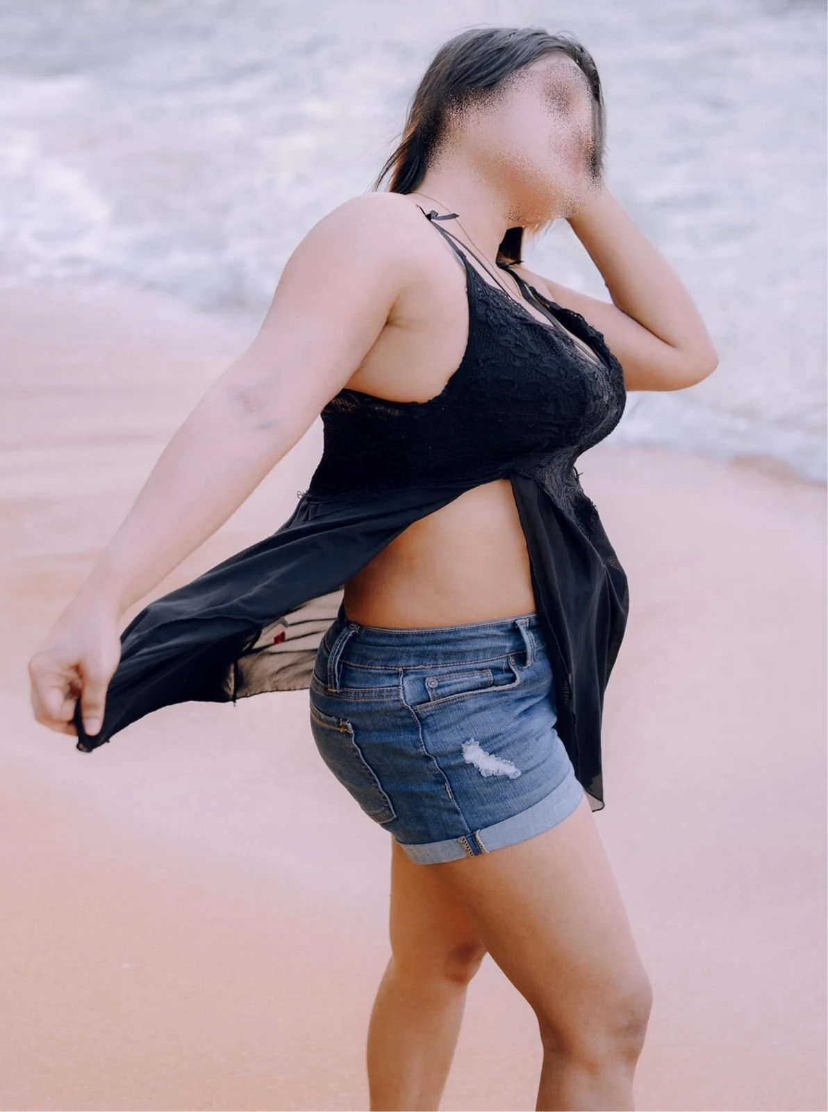 Freelance model likes to meet you – Sri Lankan escort in Colombo — 6 / 8