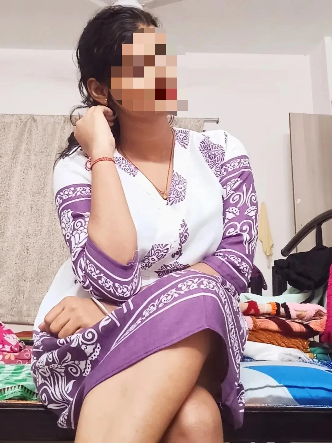 Pearl Alina – Quiet & Balanced Presence – Indian escort in Hyderabad, Escort, Hyderabad