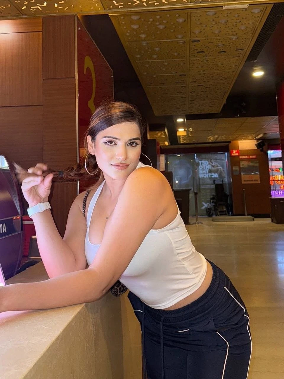 Escort Service Lucknow – Indian escort in Lucknow, Escort, Lucknow