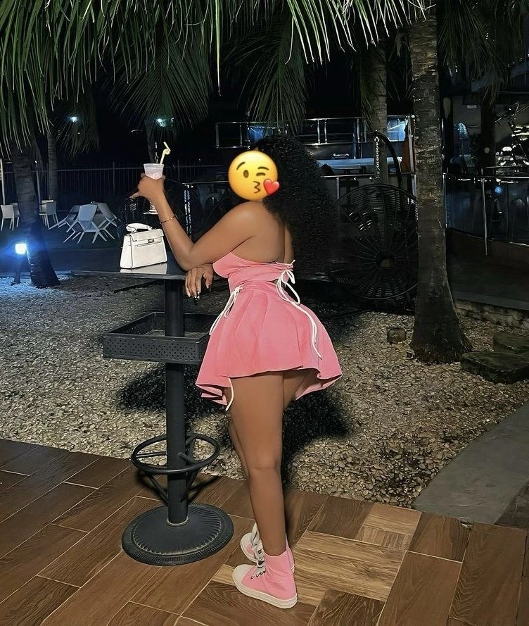 Pretty Damsel – Sierra Leonean escort in Abidjan — 3 / 8