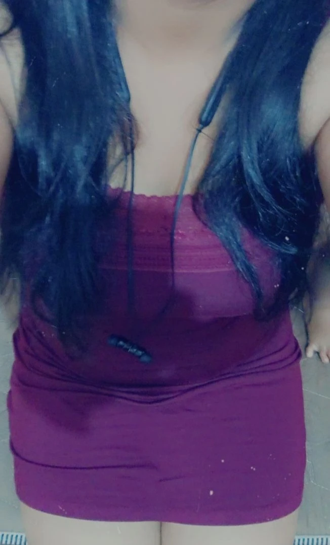 Nimisha Nimmi – Indian escort in Kochi — 13 / 17