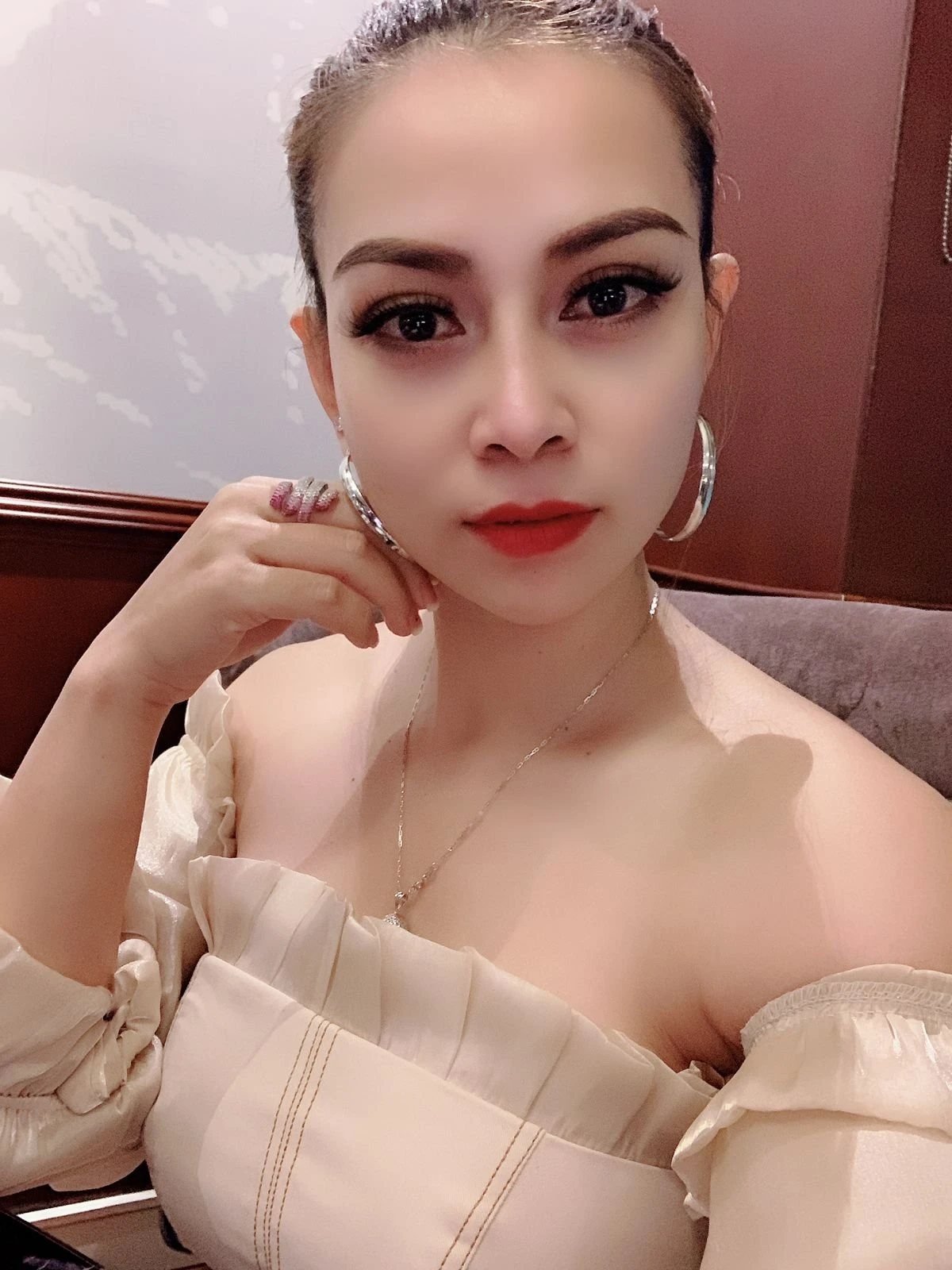Maika full service – Vietnamese escort in Ho Chi Minh City — 17 / 20