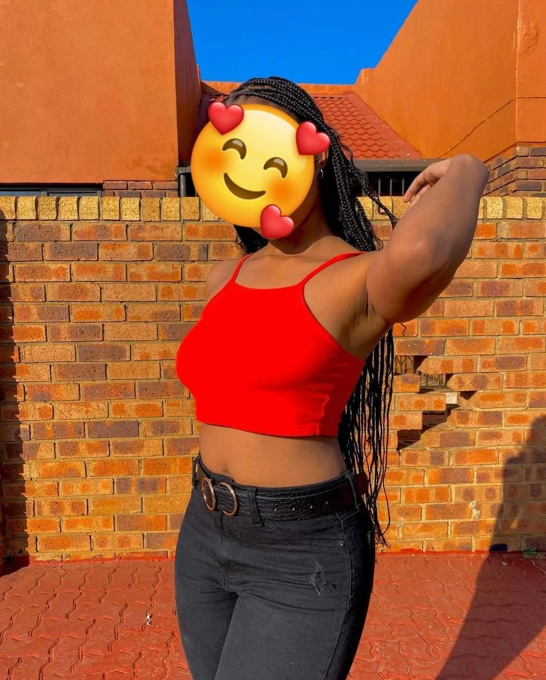 Juicy booty Adrine – South African escort in Mumbai — 3 / 5