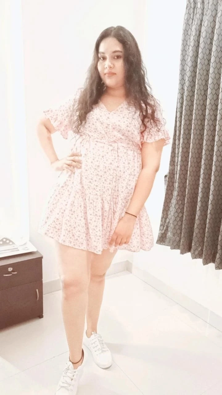 Pimple Singh – Indian escort in Hyderabad — 2 / 4