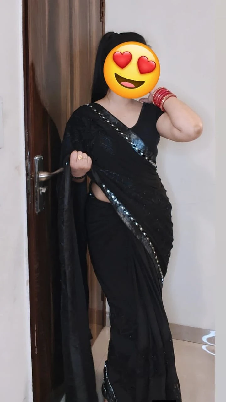 HARYANVI BHABHi📸CAM📸 BIG BOOBS – Indian escort in New Delhi — 7 / 15