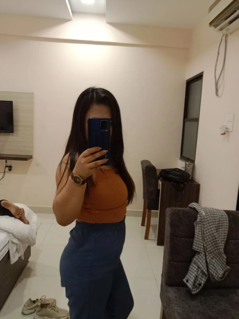 Chandni,Independent{Cam Show& Real Meet} – Indian escort in Hyderabad — 2 / 4