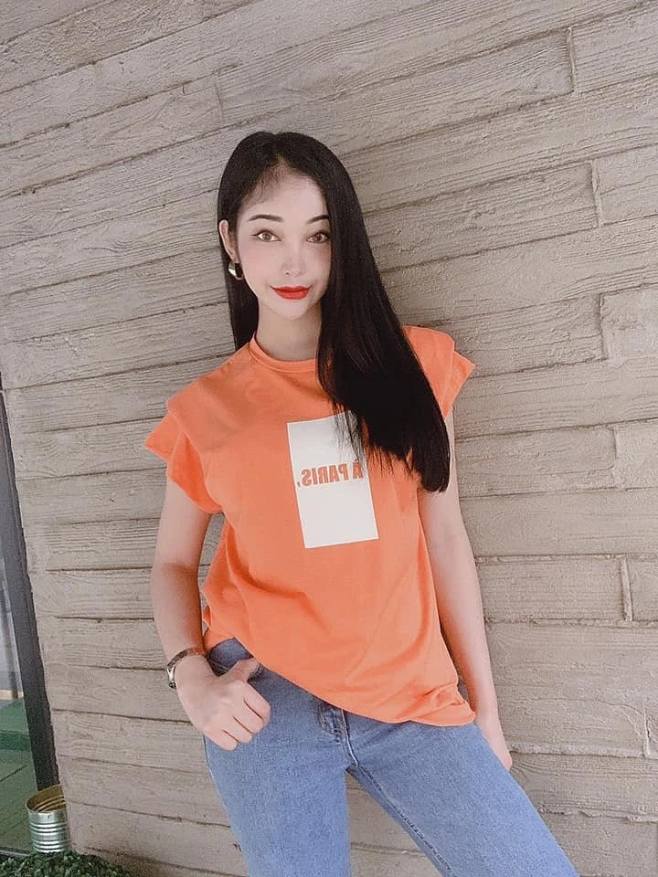 YUJIN MIDA – North Korean escort in Seoul — 9 / 10