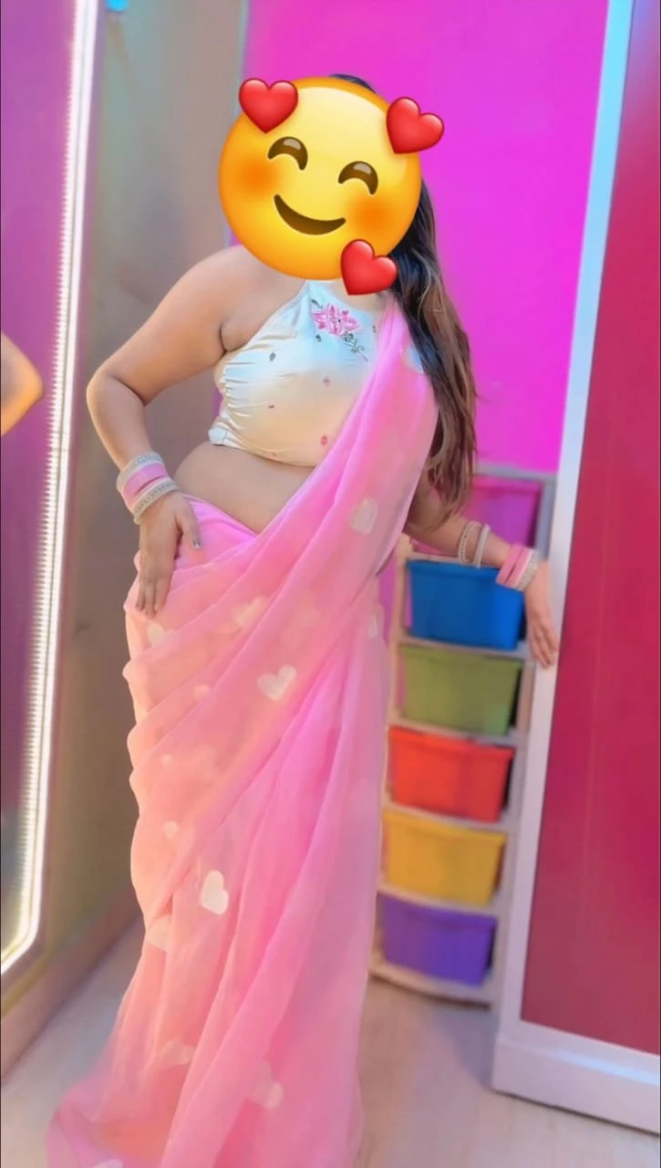 Maanu Cam/real Meet Big Boobs House Wife – Indian escort in New Delhi — 5 / 11