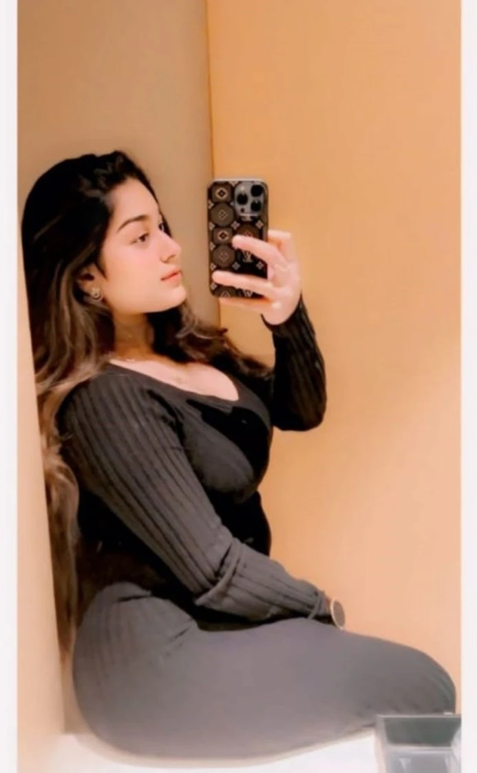 Anshul Independent Girl Incall Avalable – Indian escort in New Delhi — 4 / 5
