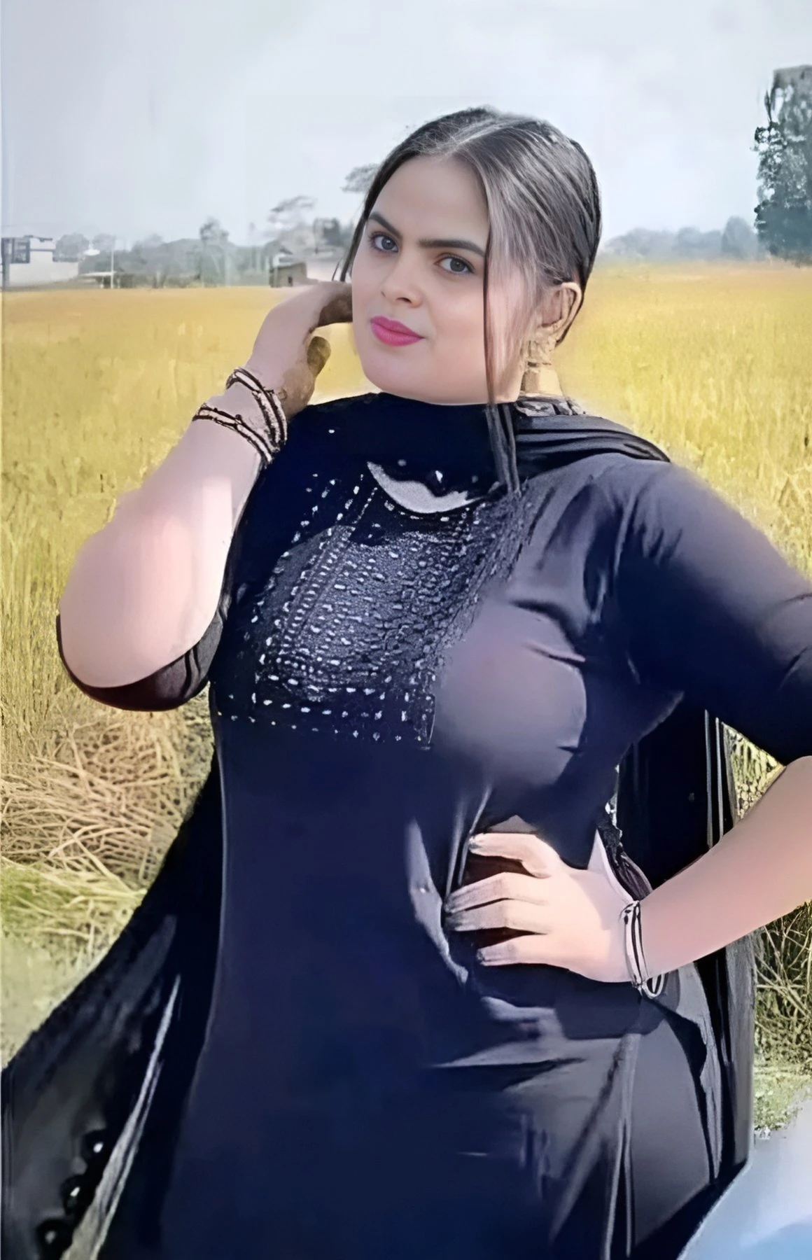 Sheeza – Pakistani escort in Lahore — 3 / 6