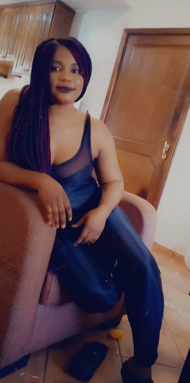 Joyce – South African escort in Beirut — 2 / 4