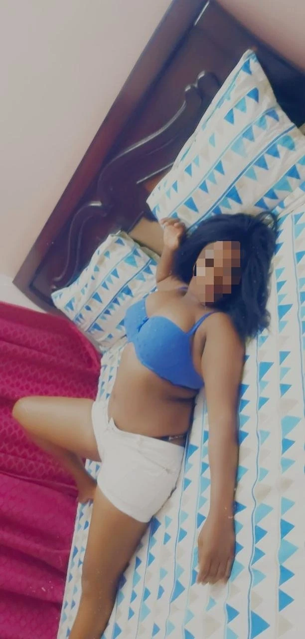 Tess – Nigerian escort in Kochi — 3 / 4